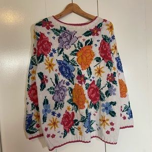 Floral Sweater - Oversized